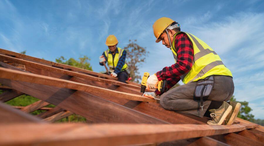Professional gutter cleaning in Lanai City, HI
